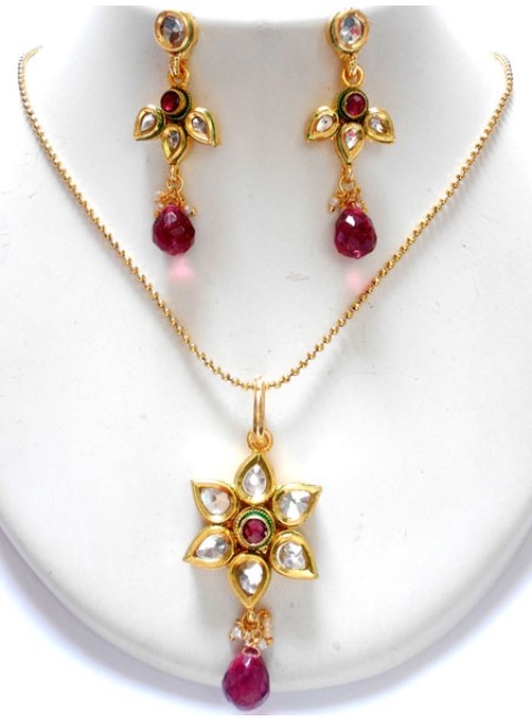 Kundan Pendant Sets